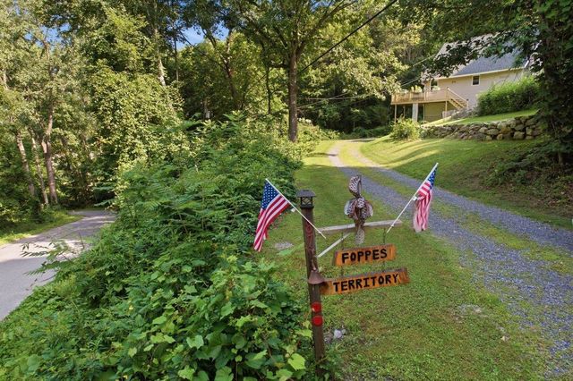 87 B Hill Road, Pownal, VT 05261