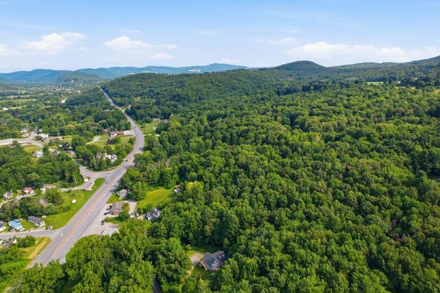 87 B Hill Road, Pownal, VT 05261