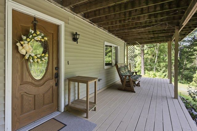 87 B Hill Road, Pownal, VT 05261