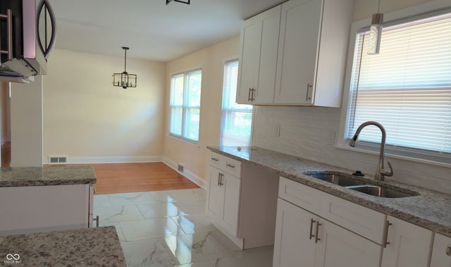8615 El Rico Drive, Indianapolis, IN 46240