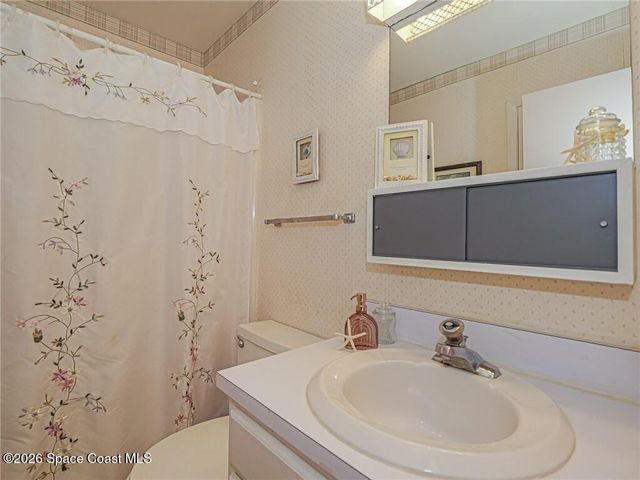 21 Pine Arbor Lane 104, Vero Beach, FL 32962