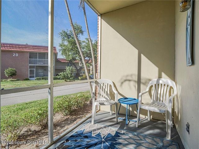 21 Pine Arbor Lane 104, Vero Beach, FL 32962