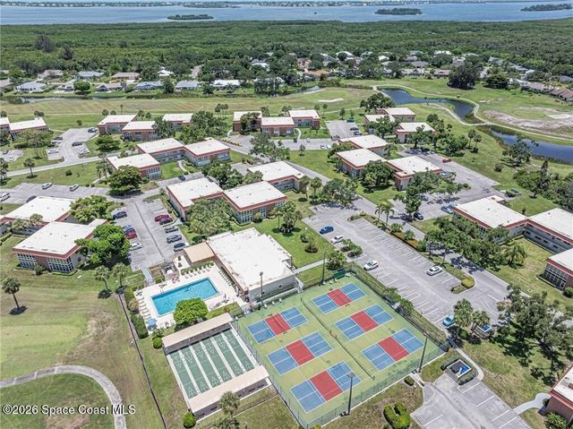 21 Pine Arbor Lane 104, Vero Beach, FL 32962