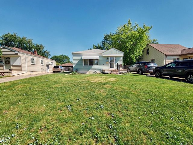 17901 Peters Street, Roseville, MI 48066