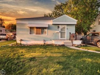 17901 Peters Street, Roseville, MI 48066