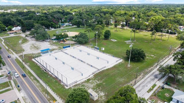 6726 N 11TH STREET, Tampa, FL 33604