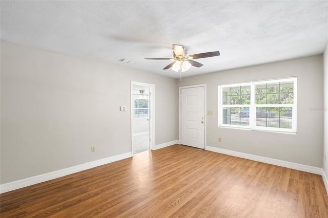 6726 N 11TH STREET, Tampa, FL 33604