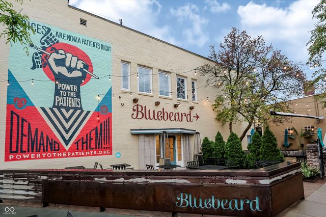 806 Shelby Street, Indianapolis, IN 46203
