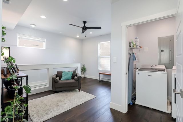 806 Shelby Street, Indianapolis, IN 46203