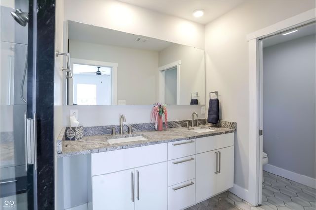 806 Shelby Street, Indianapolis, IN 46203