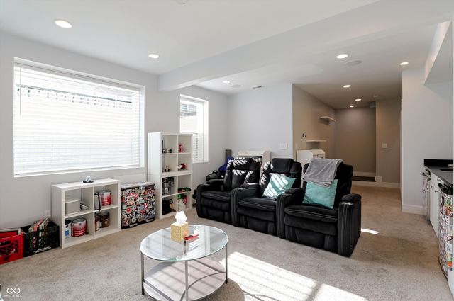 806 Shelby Street, Indianapolis, IN 46203