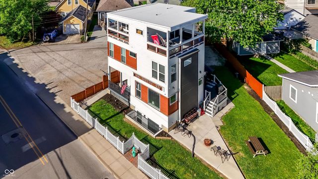806 Shelby Street, Indianapolis, IN 46203
