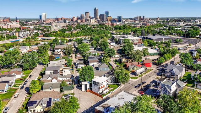 806 Shelby Street, Indianapolis, IN 46203