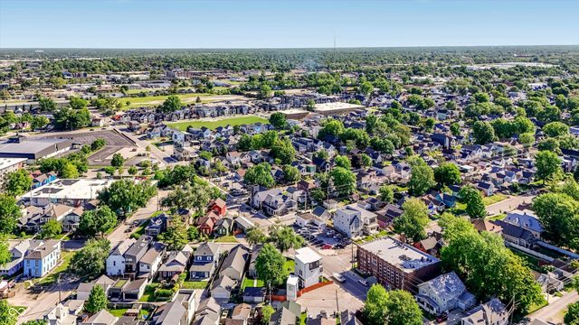 806 Shelby Street, Indianapolis, IN 46203