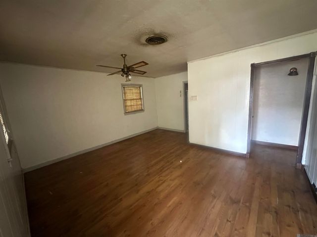 5852 St Katherine Ave, Baton Rouge, LA 70805