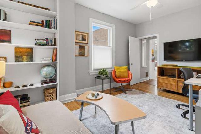 726 S 7TH ST, Philadelphia, PA 19147