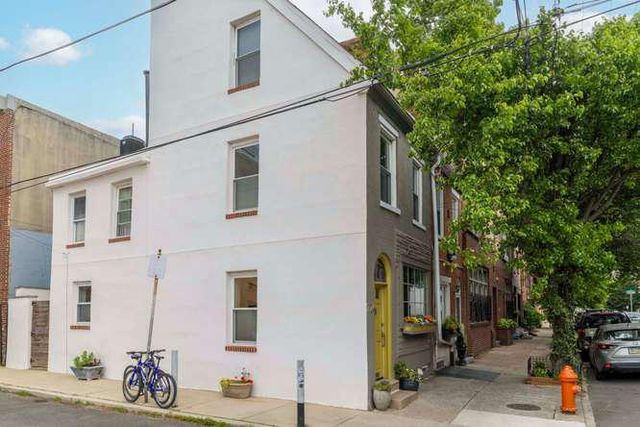 726 S 7TH ST, Philadelphia, PA 19147