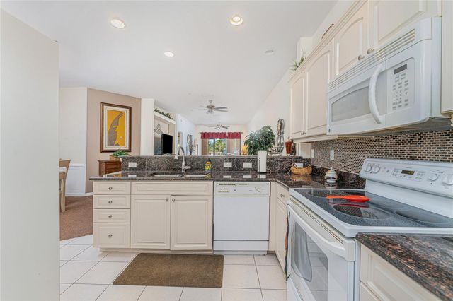 102 NATURES WAY 2101, Rotonda West, FL 33947