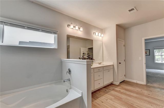 3828 Amicus Drive, Buford, GA 30519