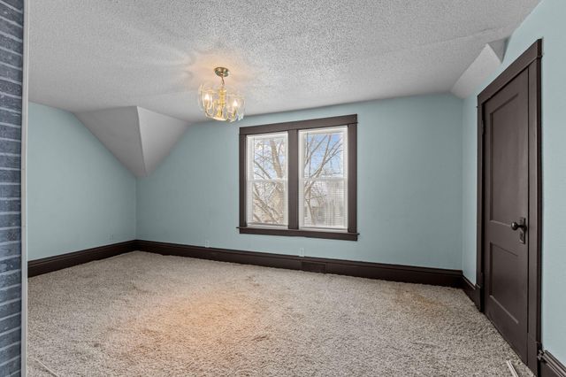 40 Mckinley Place N, Saint Cloud, MN 56303