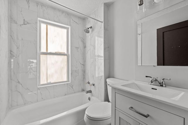 40 Mckinley Place N, Saint Cloud, MN 56303