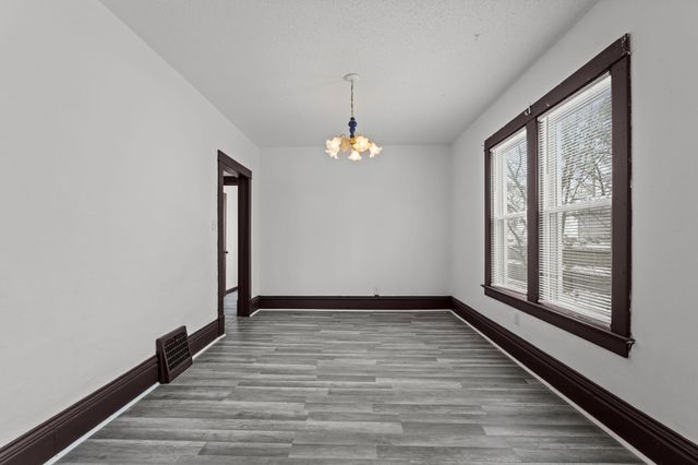 40 Mckinley Place N, Saint Cloud, MN 56303