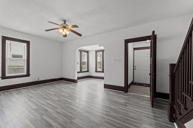 40 Mckinley Place N, Saint Cloud, MN 56303