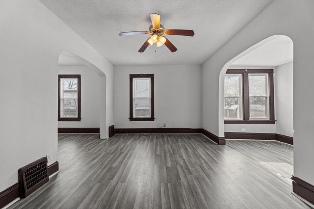 40 Mckinley Place N, Saint Cloud, MN 56303