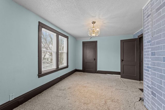 40 Mckinley Place N, Saint Cloud, MN 56303