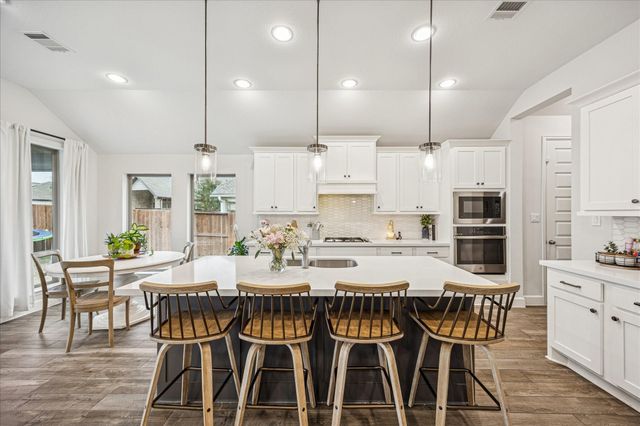 4527 Peloton Road, Rosharon, TX 77583