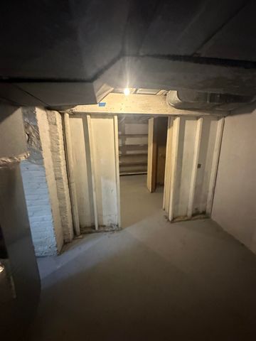 1900 Cadillac Street, Flint, MI 48504