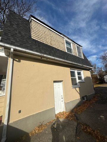 1900 Cadillac Street, Flint, MI 48504