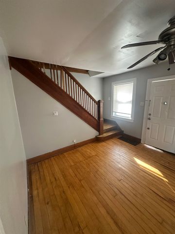 1900 Cadillac Street, Flint, MI 48504