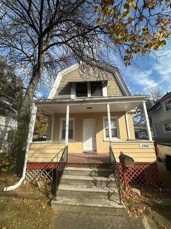 1900 Cadillac Street, Flint, MI 48504