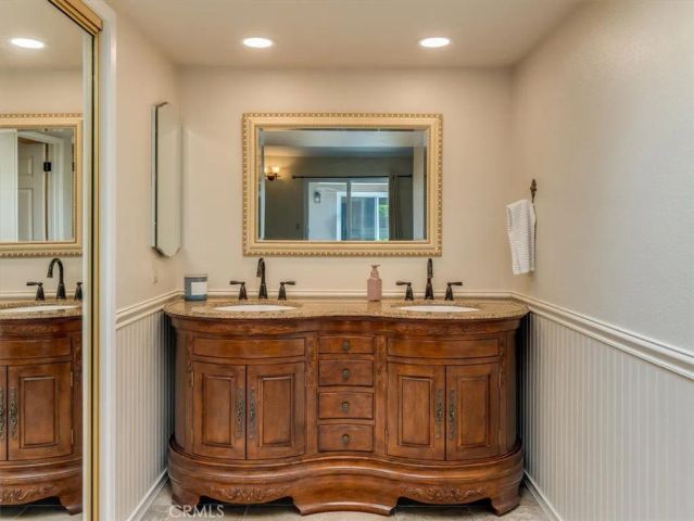 1062 Camelot Drive, Santa Maria, CA 93455