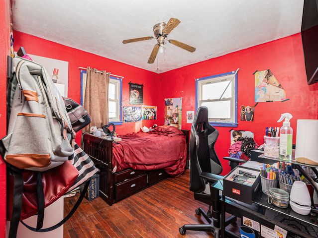 2016 AVE L, Council Bluffs, IA 51501