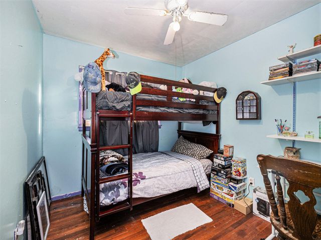 2016 AVE L, Council Bluffs, IA 51501