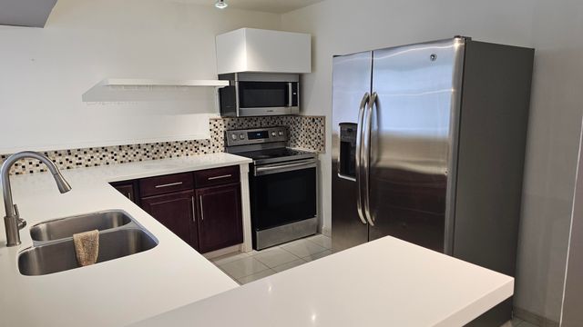 400 Leslie Drive 807, Hallandale Beach, FL 33009