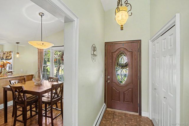 31 Cypress Lane, Orangeburg, NY 10962