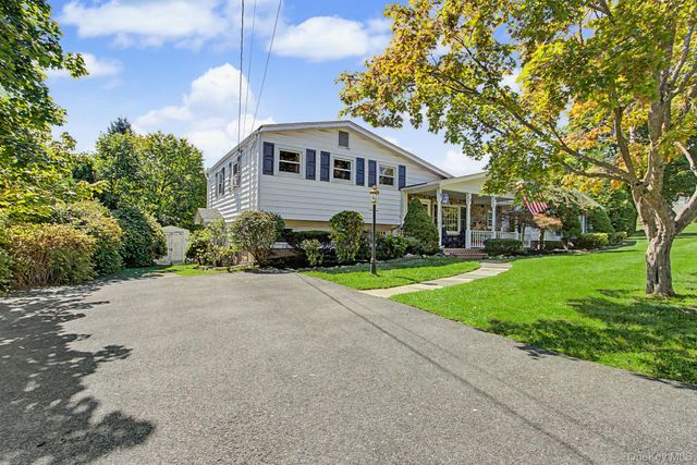 31 Cypress Lane, Orangeburg, NY 10962
