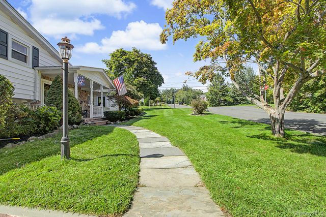 31 Cypress Lane, Orangeburg, NY 10962