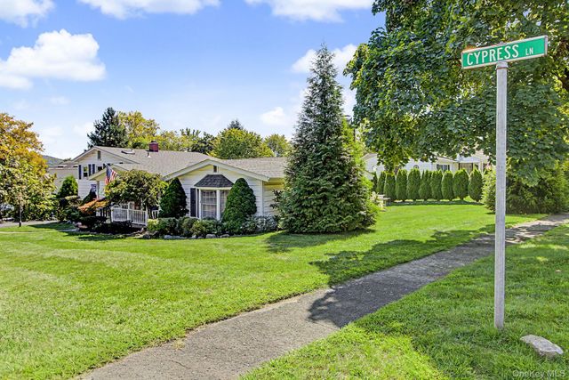 31 Cypress Lane, Orangeburg, NY 10962