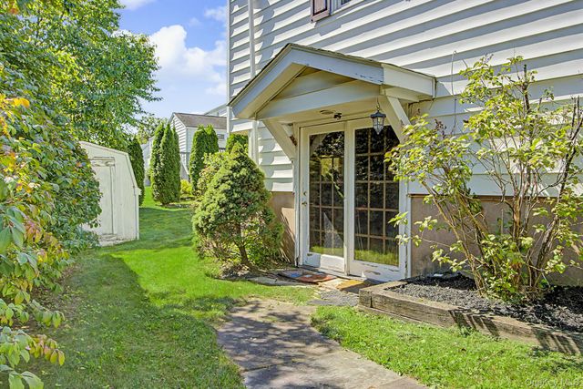 31 Cypress Lane, Orangeburg, NY 10962