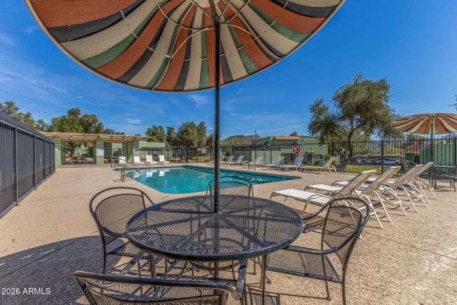 10207 N 8TH Street A, Phoenix, AZ 85020