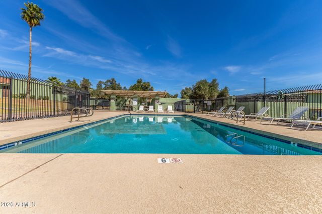 10207 N 8TH Street A, Phoenix, AZ 85020