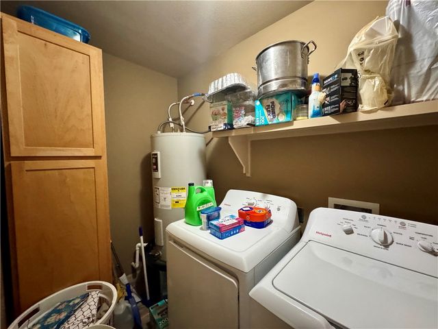 1521 Seabreeze St, Alice, TX 78332