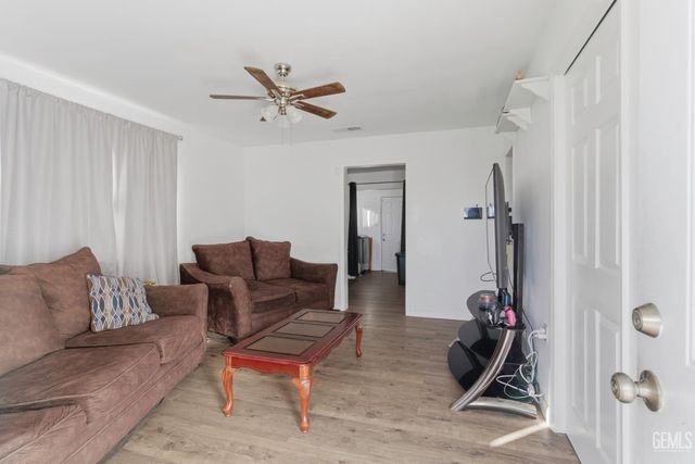 1625 Adrian Street, Bakersfield, CA 93308