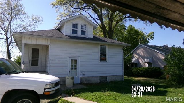 120 N 46th Street, Belleville, IL 62226