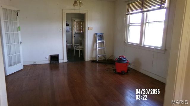 120 N 46th Street, Belleville, IL 62226