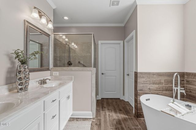 7320 Bedford Ridge Drive, Apex, NC 27539